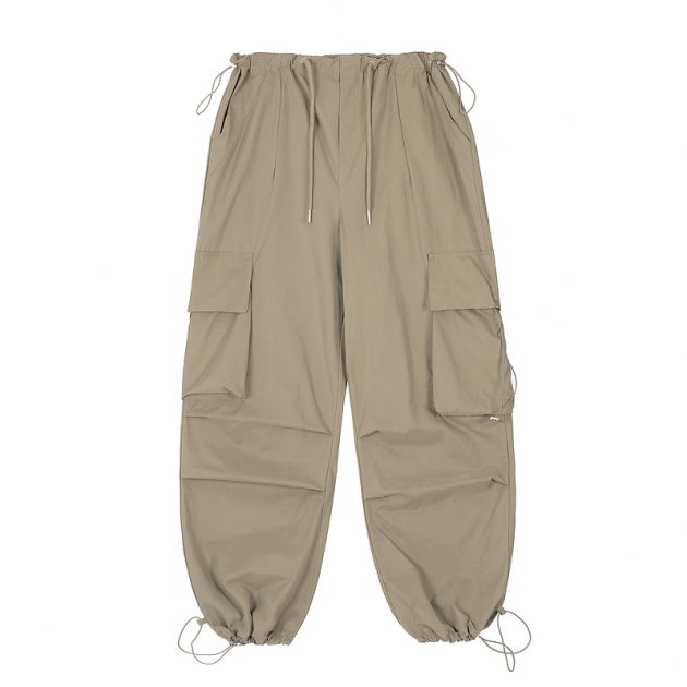 American style trendy outdoor workwear with loose creases and straight leg pants - Image 9