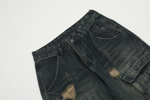 Vintage fringed design with wide legs, floor mopping, washed and distressed denim jeans - Image 9